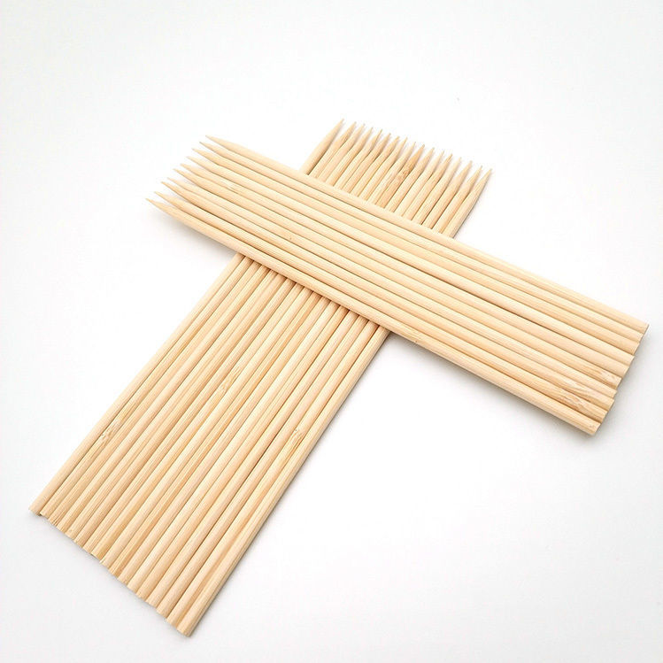 Bamboo Skewers are made of 100% natural Mao bamboo.It is very convenientboth machine  that perfect for both machine use and handmade use.
